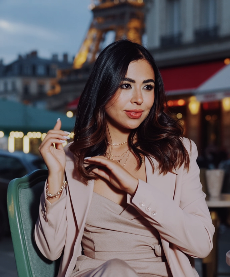 a-fashion-photograph-captures-a-graceful_jv0OBbmMSQq1yenIoRJmdA_eqy4qkOZQmyKDdXGHzGLQw.png